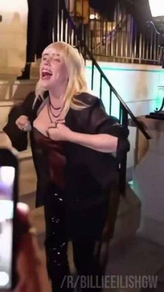 Billie Eilish and her massive tits in motion on fanspics.com