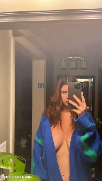 Sarah McDaniel (Krotchy) - cloudpeople on fanspics.com