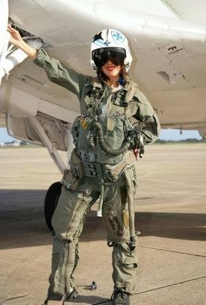 Sizzling mature babe Roni strips from military air force uniform on fanspics.com