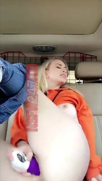 Aria Rayne 10 minutes outdoor in car masturbating snapchat premium xxx porn videos on fanspics.com