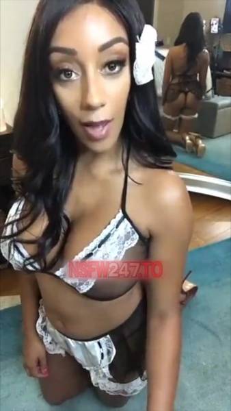Ariana Gray sexy maid tease snapchat premium xxx porn videos on fanspics.com