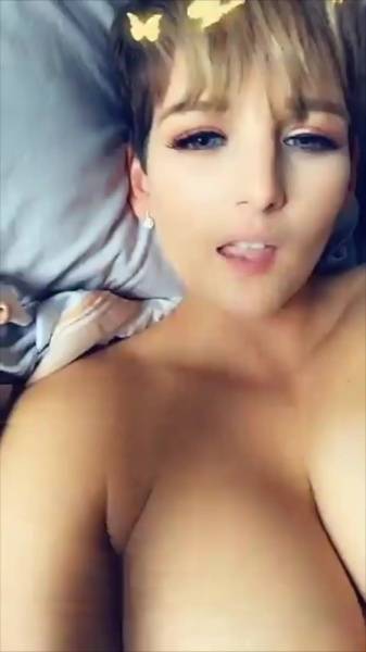 Hannah Brooks anal toy snapchat premium xxx porn videos on fanspics.com