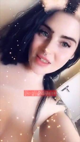 Lucy Loe bathtub tease snapchat premium xxx porn videos on fanspics.com
