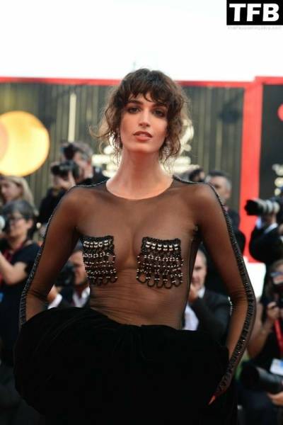 Greta Ferro Flashes Her Nude Tits at the 79th Venice International Film Festival on fanspics.com