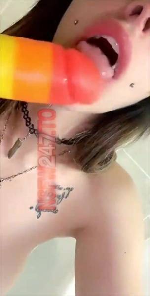 Princess Pineapple rainbow dildo blowjob & riding snapchat premium xxx porn videos on fanspics.com