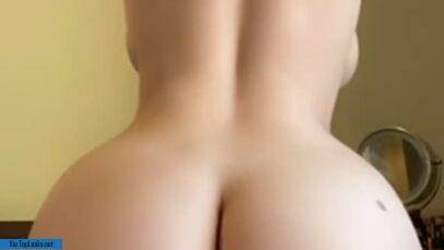 Skinny Naked Big ass on fanspics.com
