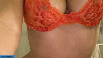 Amanda Trivizas Nude Mirror Selfies Onlyfans Set  nude on fanspics.com