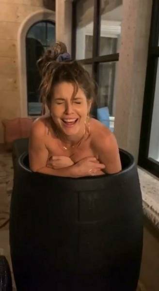 Amanda Cerny Nude Bath Dunking Video Leaked on fanspics.com