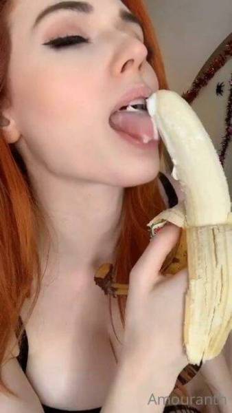 Amouranth Blowjob Banana Onlyfans Video Leaked on fanspics.com