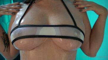 Meg Turney Nude Oil Shower Onlyfans Video Leaked on fanspics.com