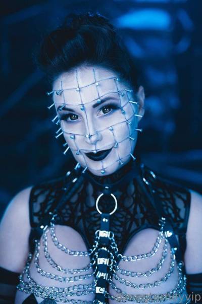 Meg Turney Pinhead Set on fanspics.com