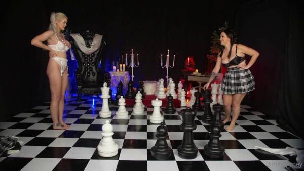 Meg Turney Danielle DeNicola Chess Strip Onlyfans Video Leaked on fanspics.com