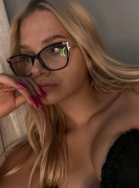 Lovely model LittleTinyBlonde boobs show on fanspics.com