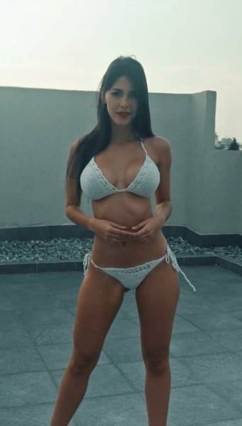 Ari Dugarte Sexy Knit Bikini Modeling Patreon Video  - Venezuela on fanspics.com