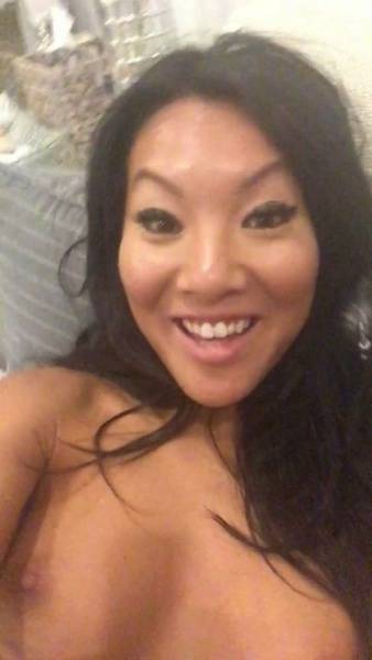 Asa Akira Nude Fingering Masturbation Onlyfans Video Leaked on fanspics.com