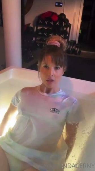 Amanda Cerny Nipple Wet T-Shirt Onlyfans Video Leaked on fanspics.com