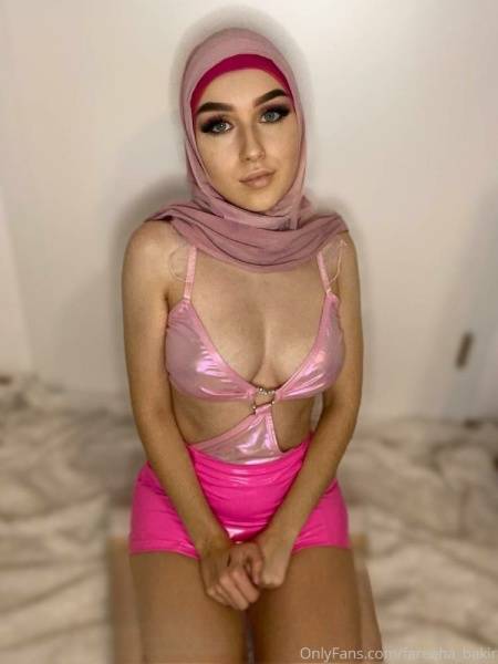 Fareeha Bakir Nude Hijab Bondage Onlyfans Set Leaked on fanspics.com