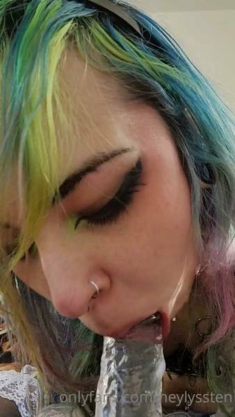 HeyLyssten Deepthroat Dildo Blowjob OnlyFans photo Leaked on fanspics.com