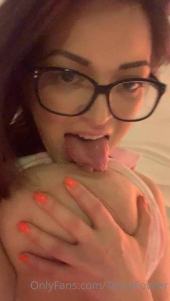 Tessa Fowler Nude Titty Lick OnlyFans Video Leaked - Usa on fanspics.com