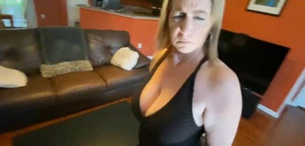 Ditzy Stepmom Gets Workout Tips From Stepson - Danni Jones on fanspics.com