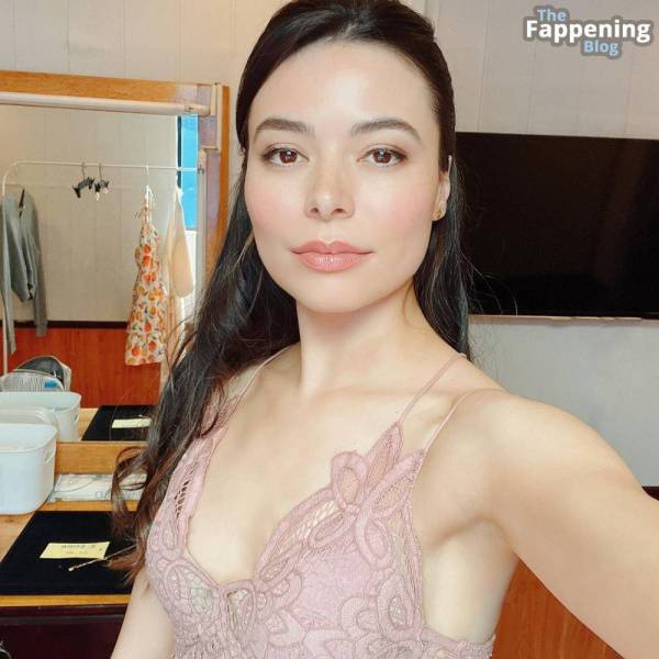 Miranda Cosgrove Sexy (6 Photos) on fanspics.com