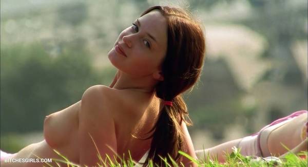 Emily Blunt Nude Celeb - Emilybluntweb Celeb Leaked Nudes on fanspics.com