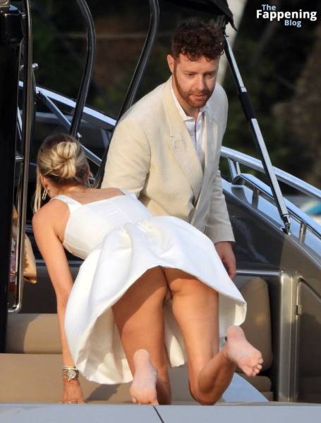 Leonie Hanne Flashes Her Underwear on a Yacht in Portofino (43 Photos) - Germany on fanspics.com
