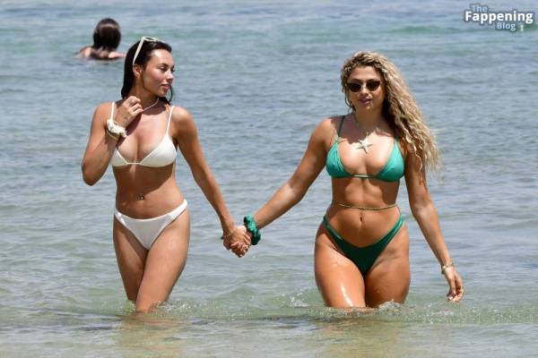 Antigoni Buxton & Paige Thorne Show Off Their Sexy Bikini Bodies (34 Photos) - Greece on fanspics.com