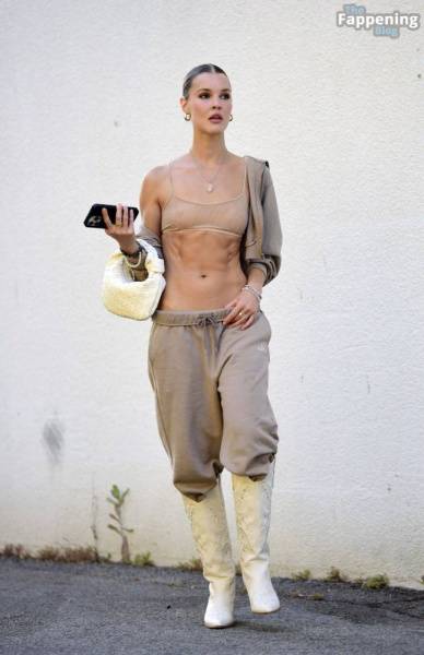 Joy Corrigan Shows Off Her Incredible Abs After a Workout in Beverly Hills (18 Photos) on fanspics.com