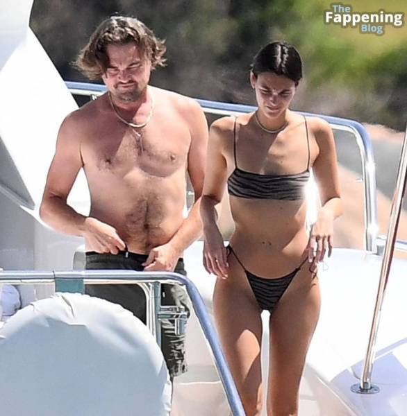 Vittoria Ceretti & Leonardo Di Caprio Soak Up the Sun in Sardinia (133 Photos) - Italy on fanspics.com