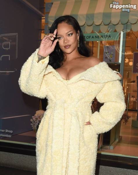 Rihanna Shows Off Nice Cleavage at the Fenty Hair Launch (114 Photos) - Britain on fanspics.com