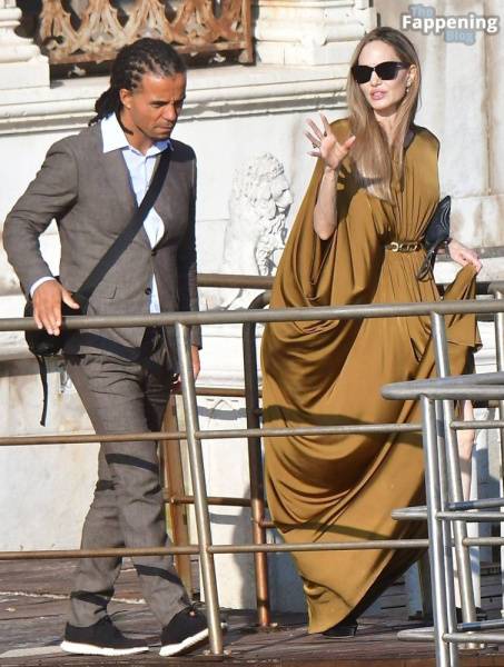 Angelina Jolie Looks Glamorous Rocking a Grecian Dress During the Venice Film Festival (117 Photos) - Usa on fanspics.com